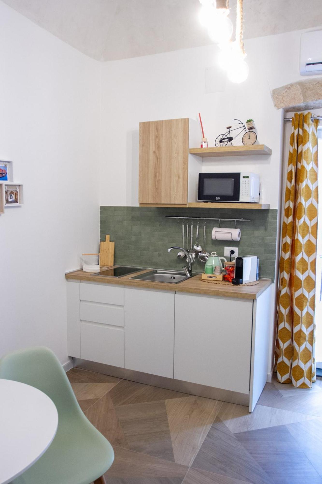 Bari In Un Click Apartment Exterior foto