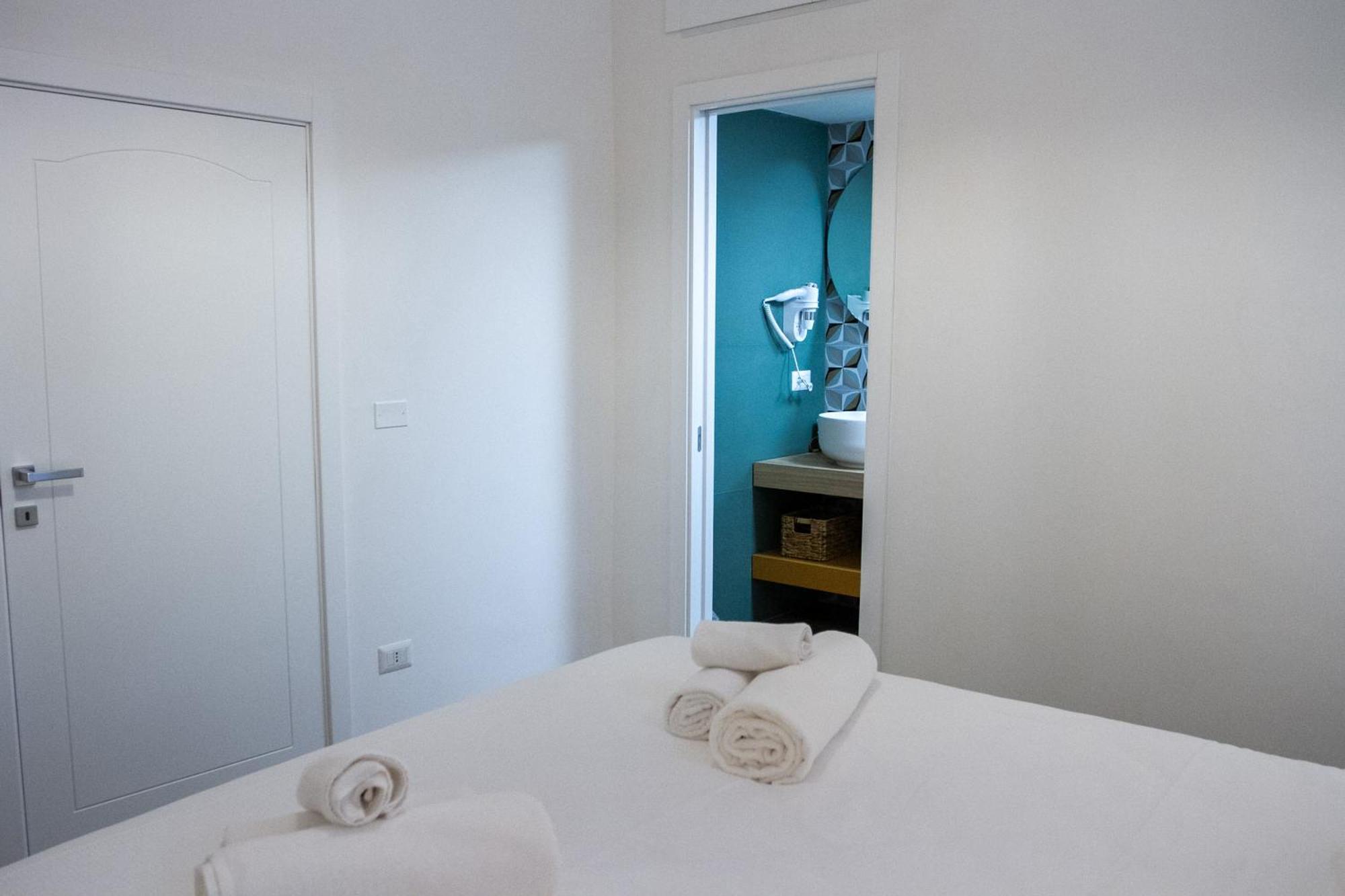 Bari In Un Click Apartment Exterior foto